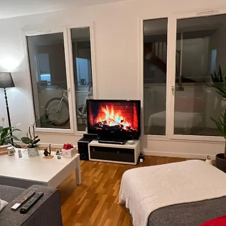 Entire With Terrace Проживание в семье *