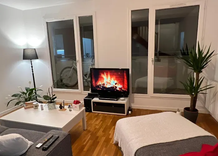 Entire With Terrace Проживание в семье *