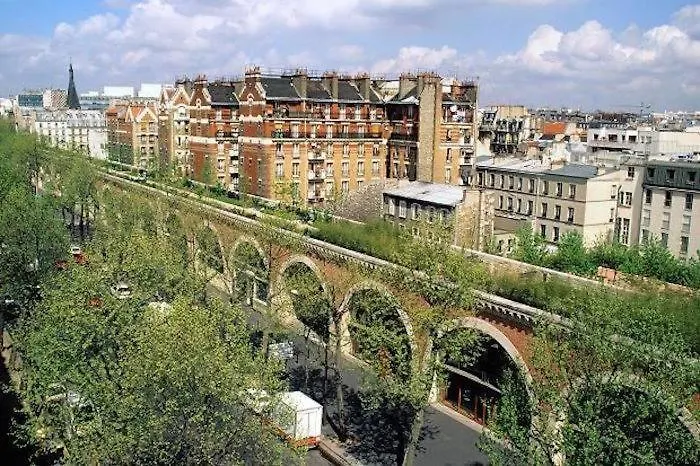 Entire With Terrace Париж